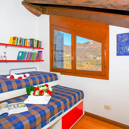 Вилла Intelvi Кастильоне-д'Интельви